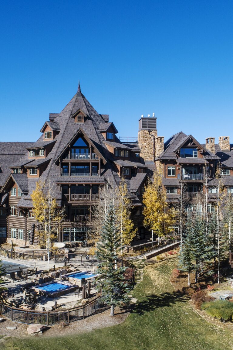 Horizon Pass Lodge – Architectural West