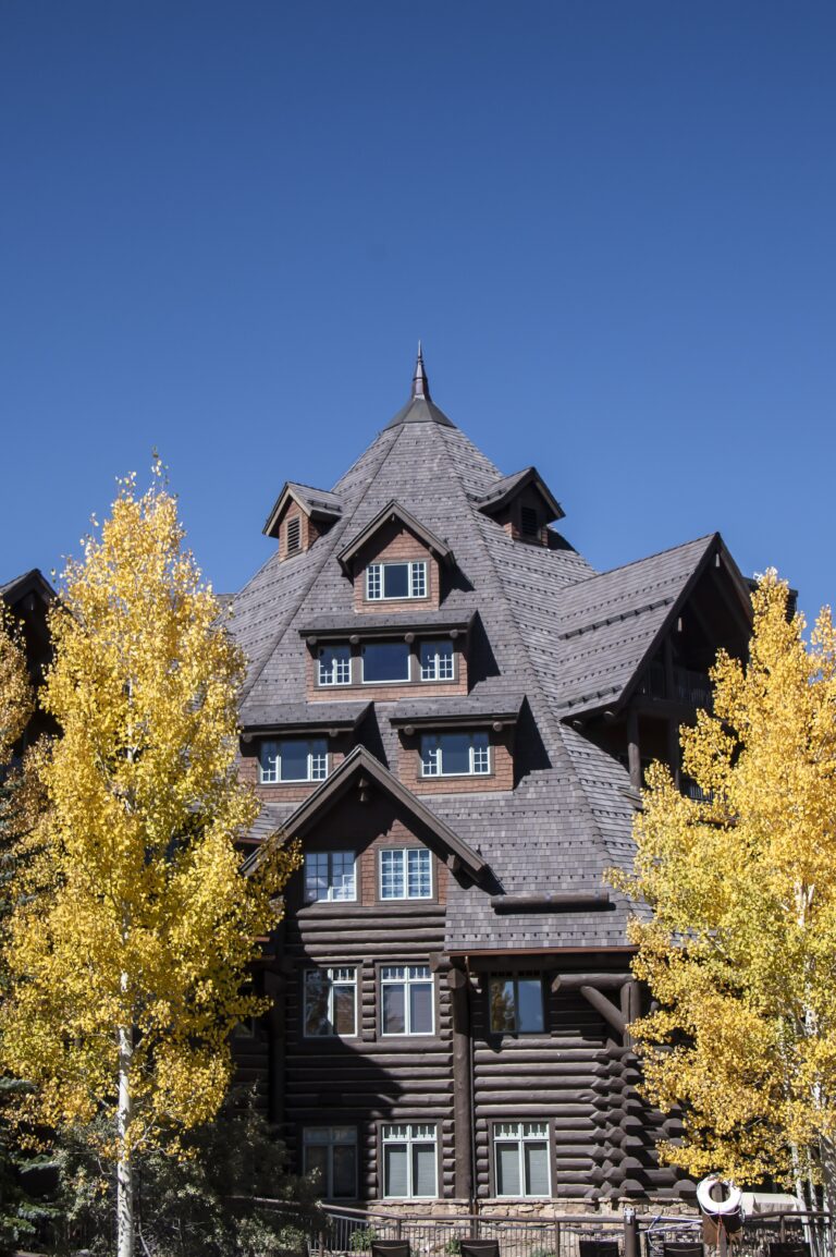Horizon Pass Lodge – Architectural West